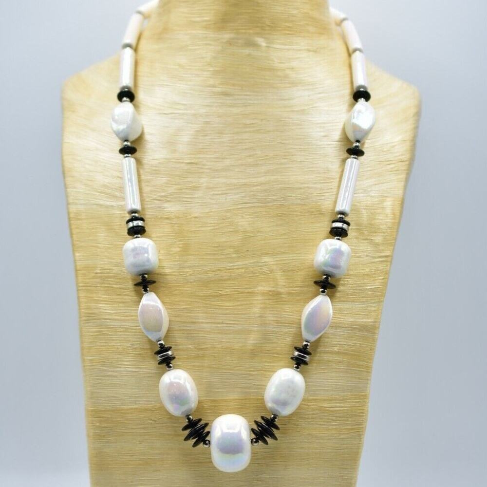 Vintage Japan KOMATSU Statement Necklace Porcelain Beaded White Black Rare Bin7